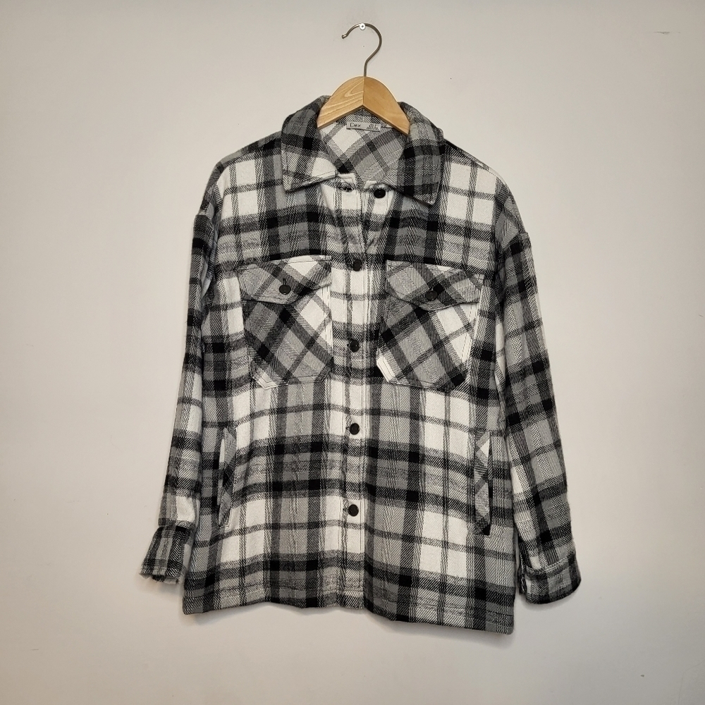 Dex Plaid Button Front Shacket Size S